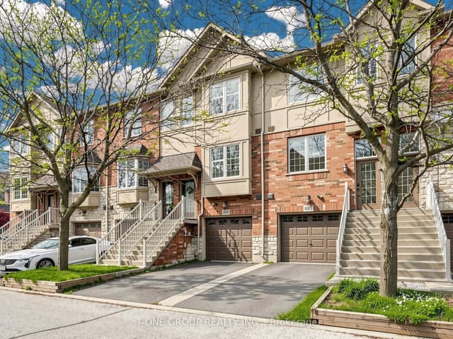 Att/Row/Townhouse at 685 Rowley Common, Burlington, ON L7L 0A5