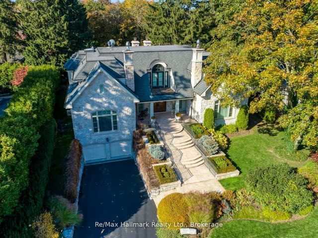 Detached at 138 DIANNE Avenue, Oakville, ON L6J 4G9