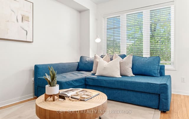 Att/Row/Townhouse at 33 Sergio Marchi Street, Toronto, ON M3L 0E5, Toronto W05