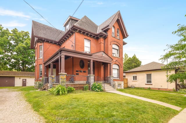 Duplex at 171 Nelson Street, Brantford, ON N3S 4B7