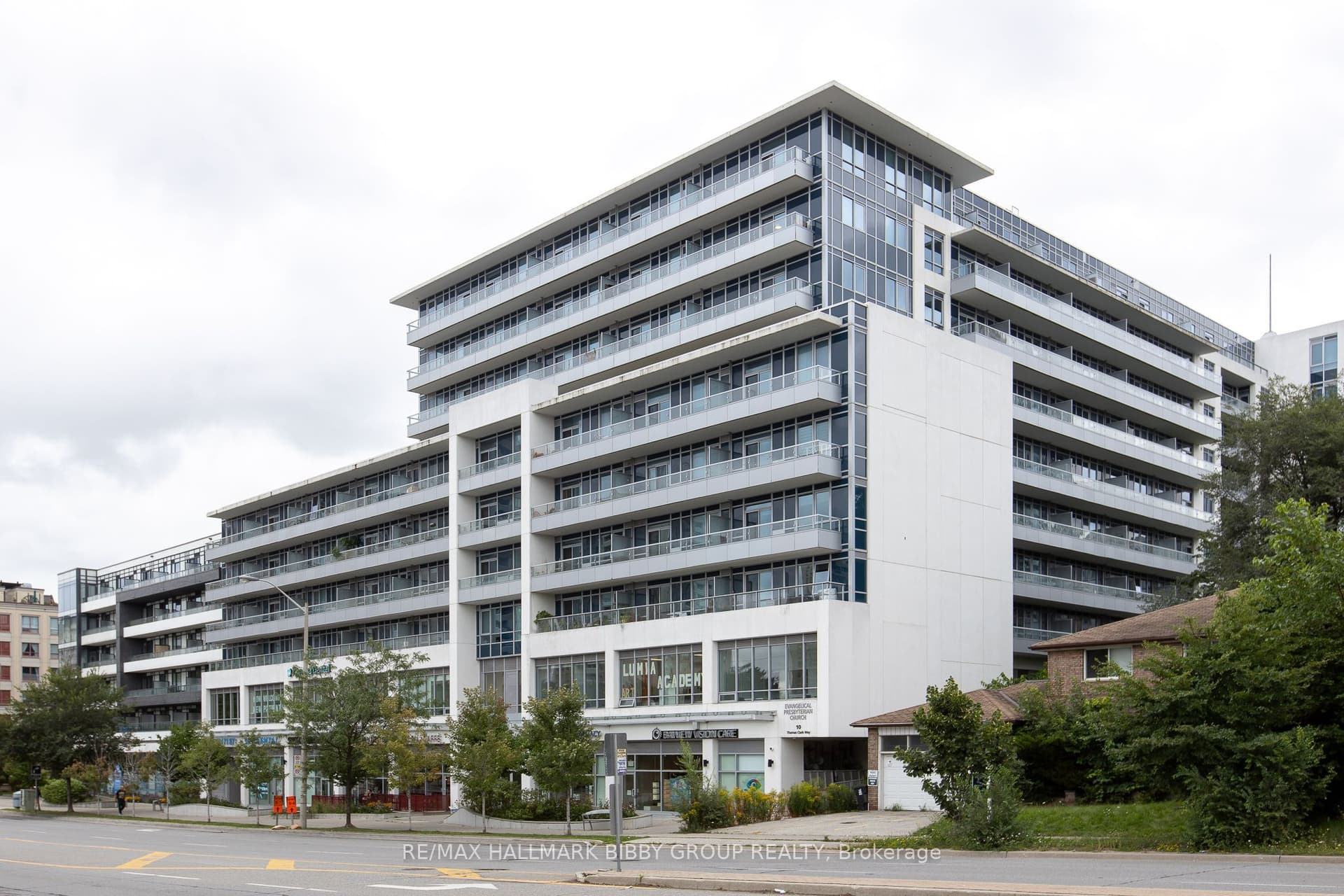 Suite 519 · Floor 5, Unit 519 · 591 Sheppard Ave E