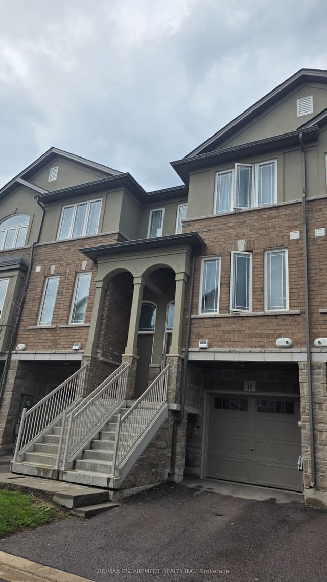 Att/Row/Townhouse at 18 AQUA Lane, Hamilton, ON L0R 1P0