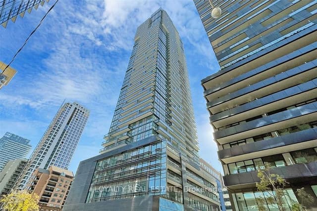 Condo Apartment at 39 Roehampton Avenue 1409, Toronto, ON M4P 1P9, Toronto C10