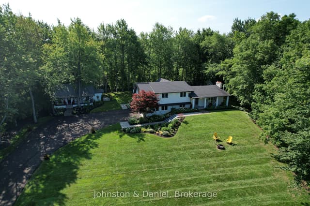 Detached at 2340 Britannia Road, Burlington, ON L7P 0G2
