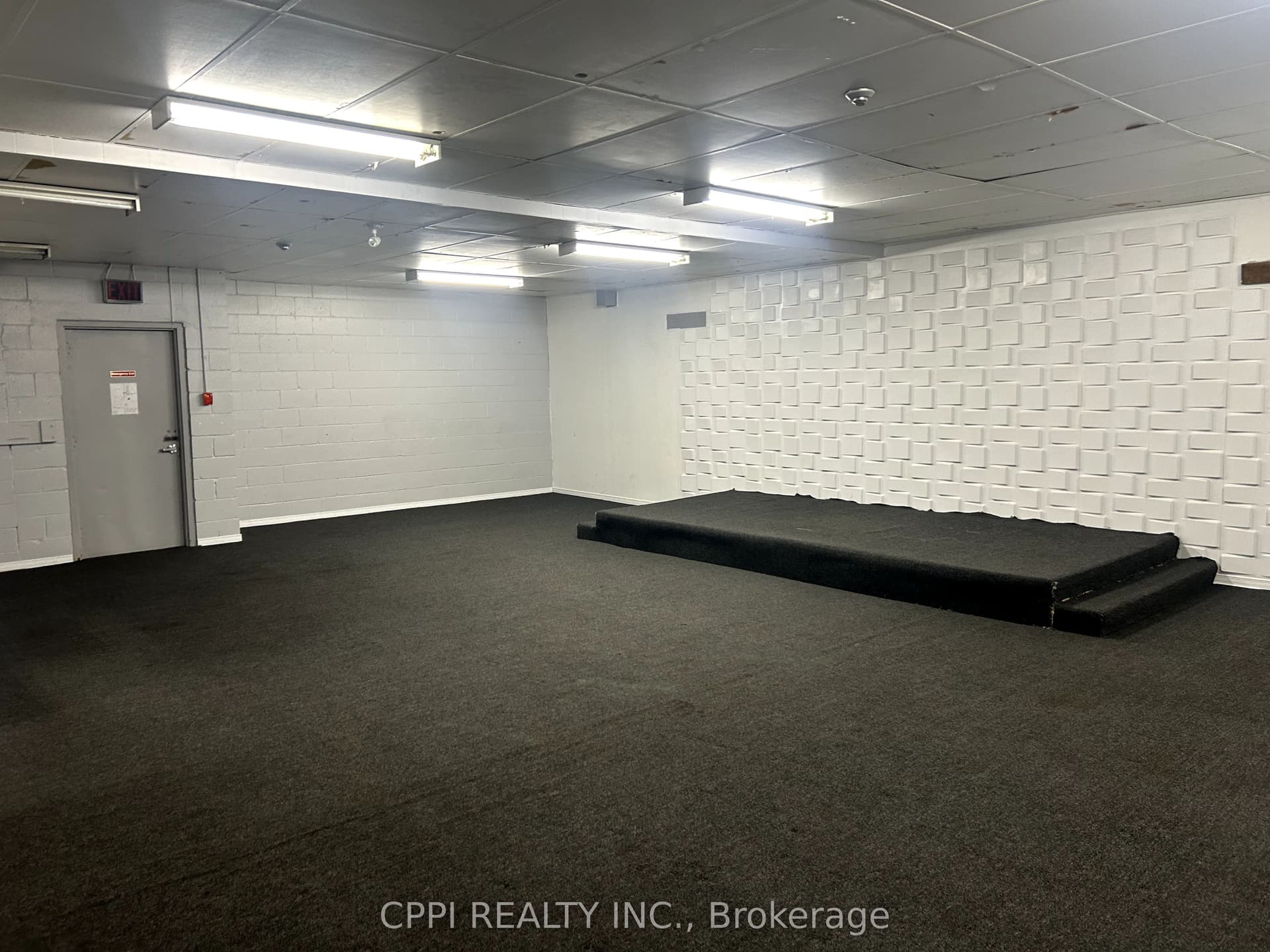 Unit South Bsmnt, Unit South Bsmnt · 650 King St E