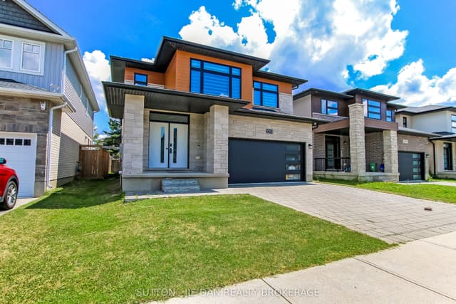 Detached at 2283 Tokala Trail, London North, ON N6G 0V8