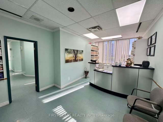 Office at 4002 Sheppard Avenue E 412, Toronto, ON M1S 4R5, Toronto E07