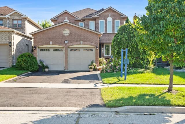 Detached at 39 Mcivor Street, Whitby, ON L1R 2L7