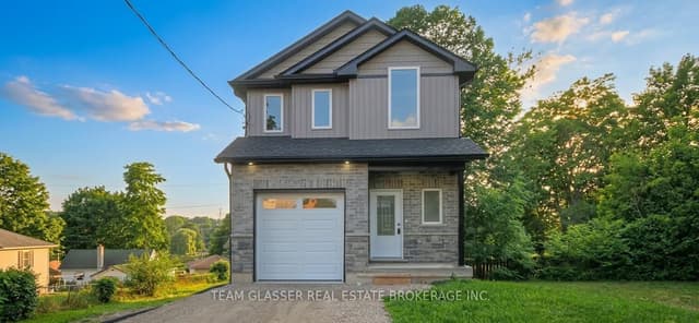 Detached at 132 DOVER Street, Woodstock, ON N4S 3M1