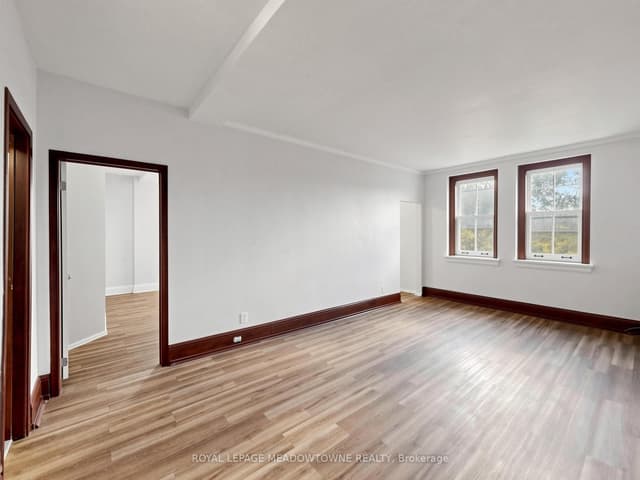 Detached at 70 Mill Street 2, Halton Hills, ON L7G 2C9