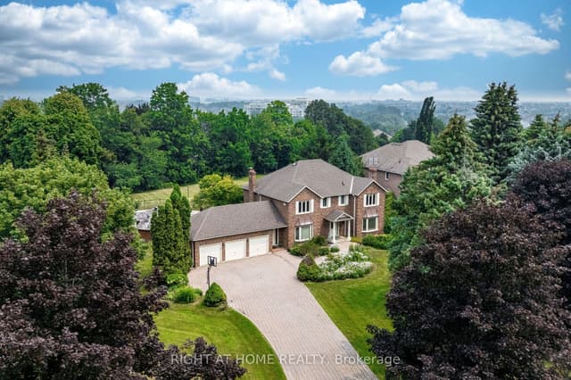 Detached at 9 Glenridge Drive, Markham, ON L6C 1A2