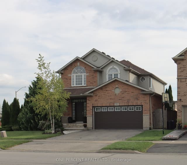 Detached at 349 Winterberry Boulevard, Thorold, ON L2V 5E6