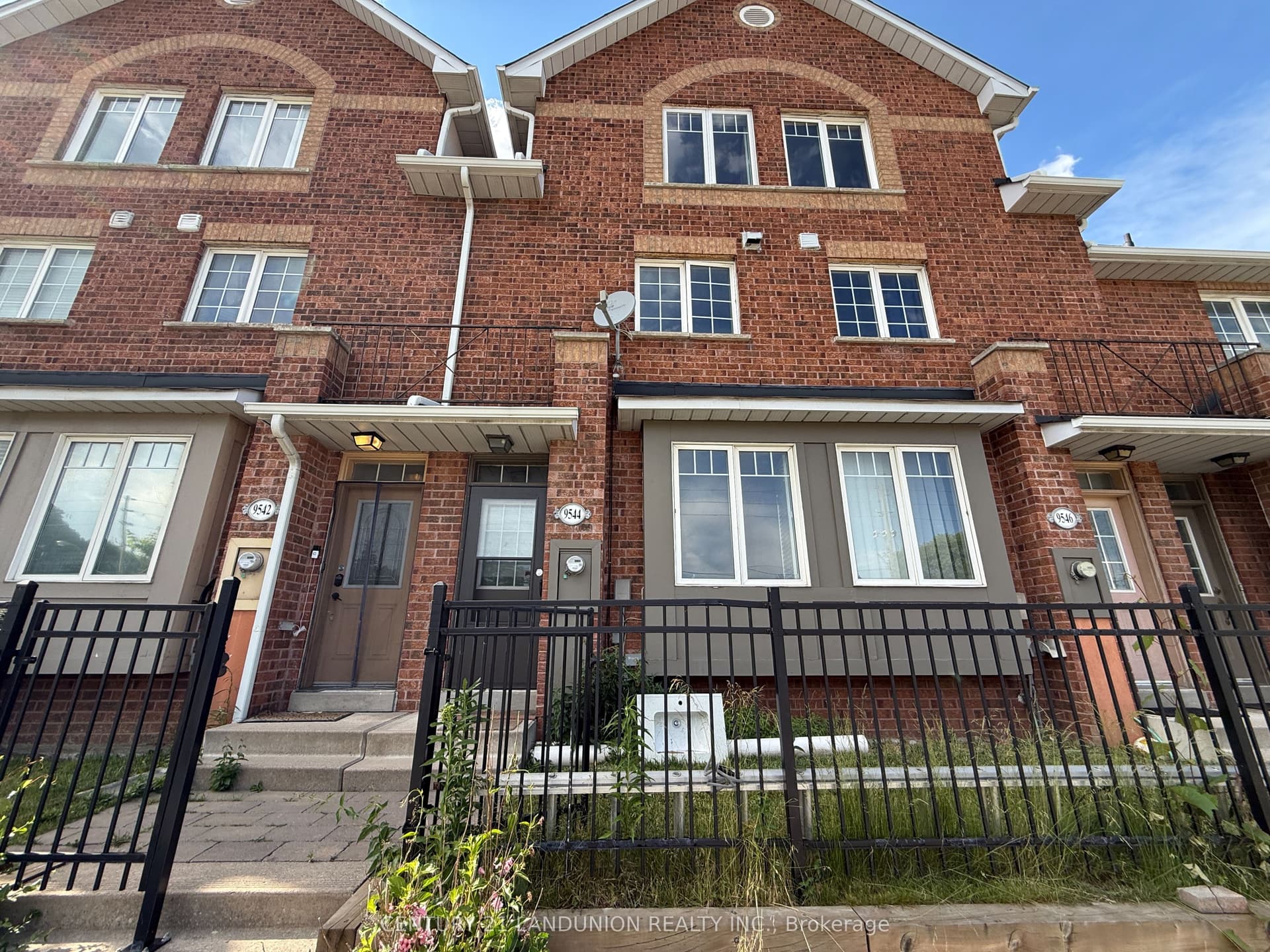 9544 Sheppard Ave E, 9544 Sheppard Ave E