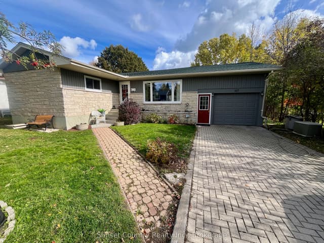 Detached at 107 Morison Avenue, Dryden, ON P8N 2K8