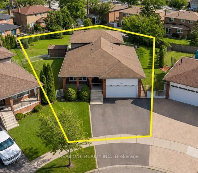 Detached at 2531 Cynara Road Upper, Mississauga, ON L5B 2R5