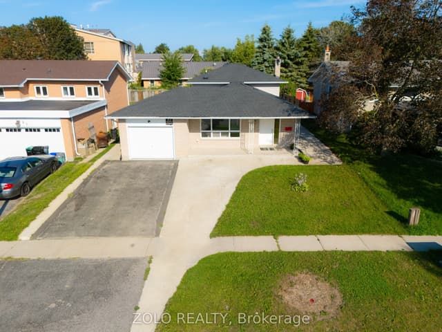 Detached at 43 Davies Crescent, Barrie, ON L4M 2M4
