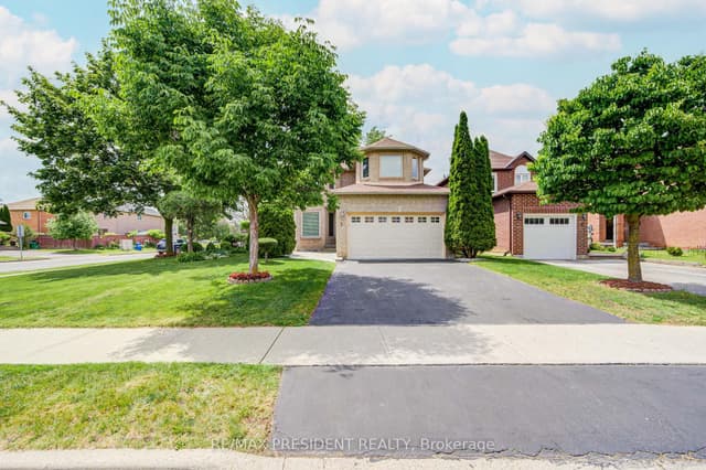Detached at 2 Banner Road, Brampton, ON L6X 4K6