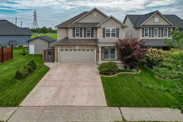 Detached at 255 Empress Avenue, Welland, ON L3B 0A5