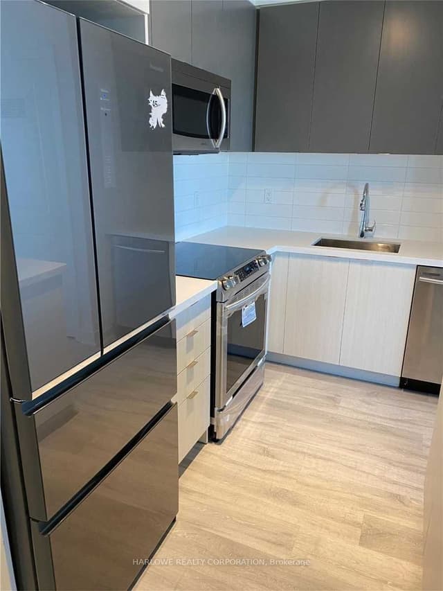 Condo Apartment at 4677 Glen Erin Drive 1001, Mississauga, ON L5M 2E3