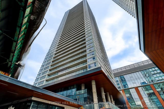 Condo Apartment at 17 Bathurst Street 1215, Toronto, ON M5V 0N1, Toronto C01