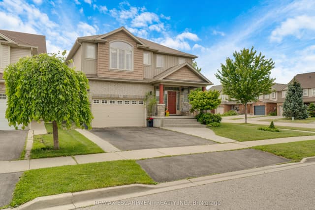 Detached at 83 Frankfurt Street, Kitchener, ON N2R 1T8