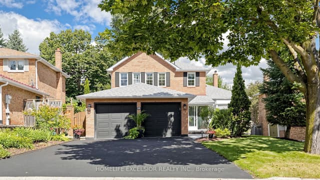Detached at 88 Kemano Road, Aurora, ON L4G 2Y3