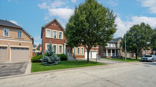 Detached at 8 Westacott Avenue, Ajax, ON L1T 4H6