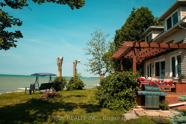 Detached at 3188 Lakeshore Road, Haldimand, ON N1A 2W8