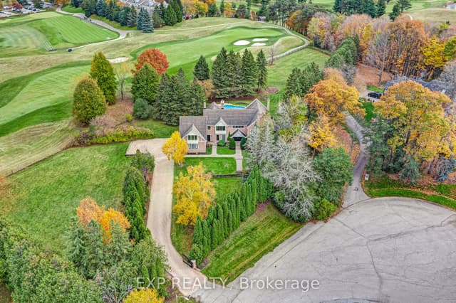 Detached at 15 Jarvis Avenue, Aurora, ON L4G 6W8