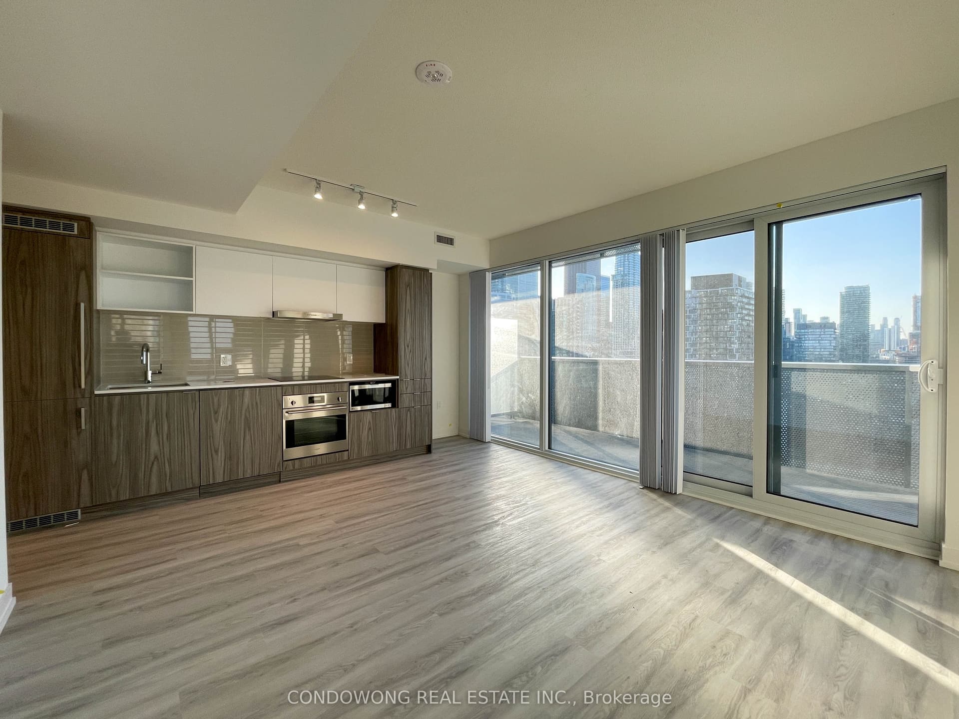 Suite 2105 · Floor 21, Unit 2105 · 55 Cooper St