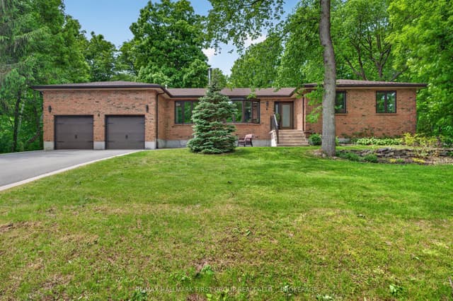 Detached at 6 Wilmot Street, Kingston, ON K7L 4V1