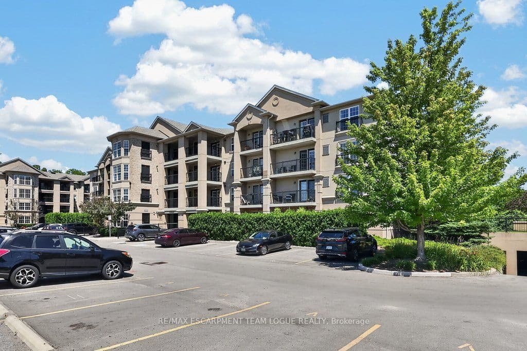 Suite 306 · Floor 3, Unit 306 · 2065 Appleby Line
