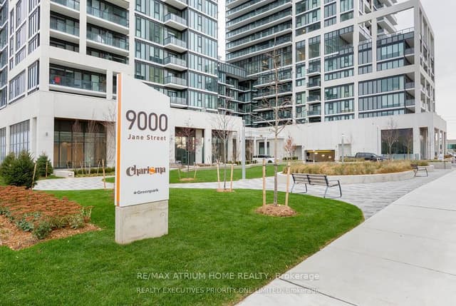 Condo Apartment at 9000 Jane Street N 1016, Vaughan, ON L4K 0M6