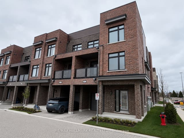 Condo Townhouse at 1865 Pickering Parkway S 101, Pickering, ON L1V 0H2