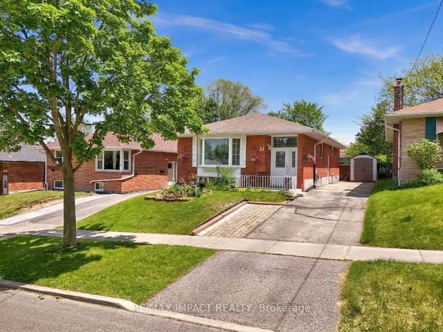 Detached at 31 Kilbride Road, Toronto, ON M1J 1X6, Toronto E09