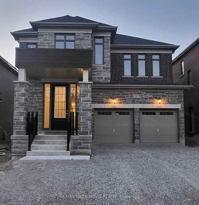 Detached at 10 Wraggs Road, Bradford West Gwillimbury, ON L3Z 4N1