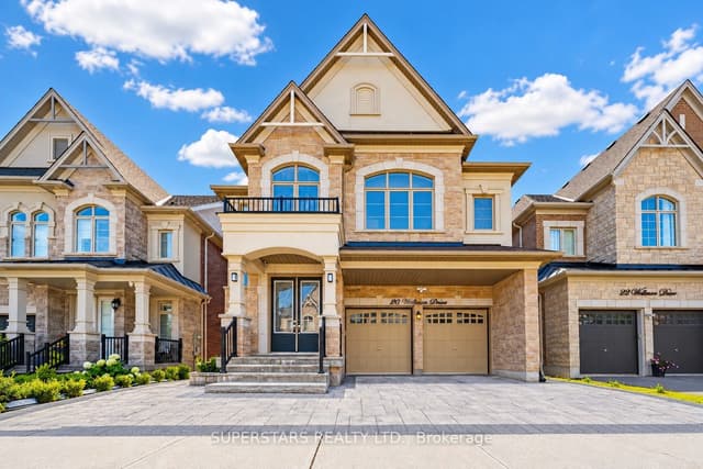 Detached at 20 Wellman Drive, Richmond Hill, ON L4E 1G1