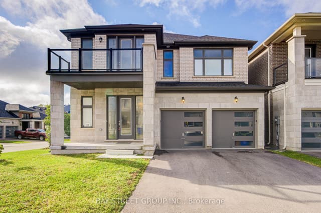 Detached at 27 Hearthwood Gate, Whitchurch-Stouffville, ON L4A 4X1