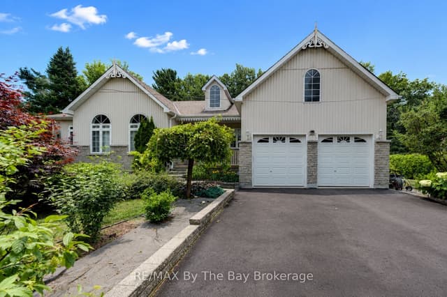 Detached at 28 Bridlewood Crescent, Wasaga Beach, ON L9Z 1B4