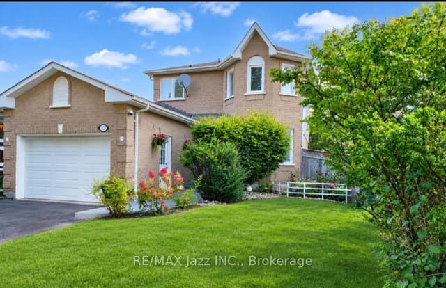 Detached at 23 Meredith Court, Clarington, ON L1E 2V9