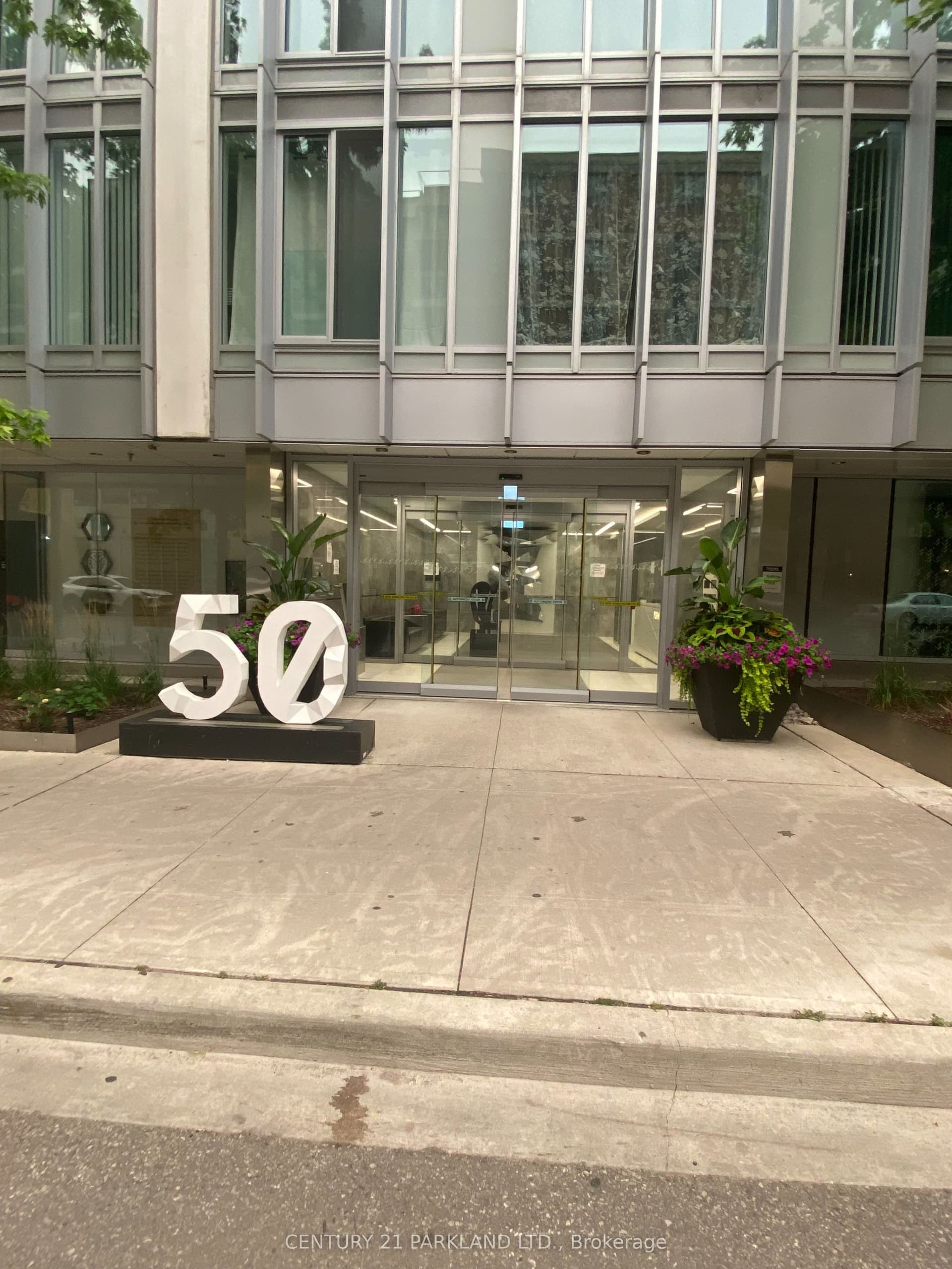 Suite 607 · Floor 6, Unit 607 · 50 McCaul St