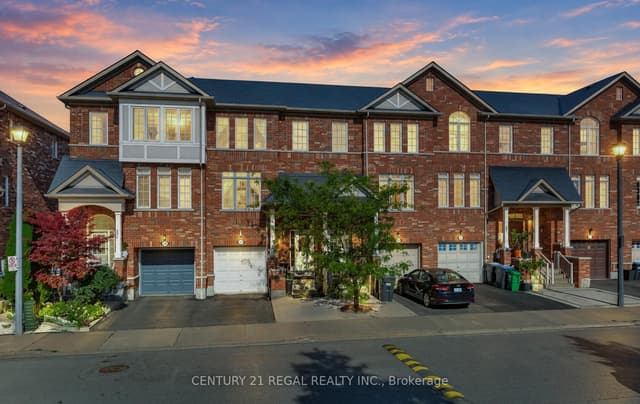 Att/Row/Townhouse at 347 Aspendale Crescent, Mississauga, ON L5W 0E7