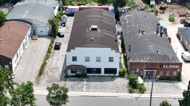 Office at 3 Parnell Avenue 1, Toronto, ON M1K 1B1, Toronto E04