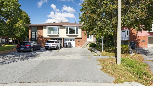 Semi-Detached at 56 Roseville Drive, Brampton, ON L6Y 2G8