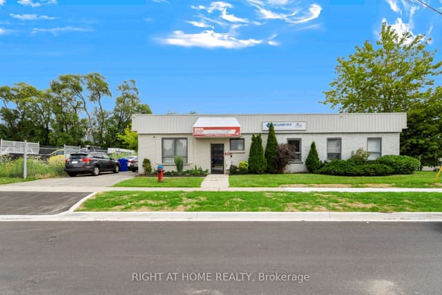 Office at 1439 Legion Road, Burlington, ON L7S 1W5