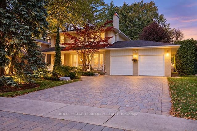 Detached at 258 Guildwood Parkway, Toronto, ON M1E 1P8, Toronto E08