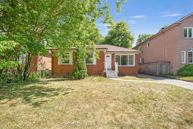 Detached at 139 Mckee Avenue ENTIRE, Toronto, ON M2N 4C5, Toronto C14