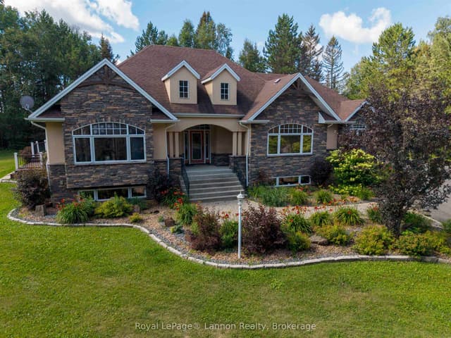 Detached at 791 Hilldale Road, Thunder Bay, ON P7G 1Z9