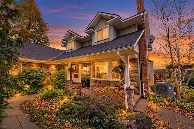 Detached at 5424 3rd Line, New Tecumseth, ON L0G 1W0