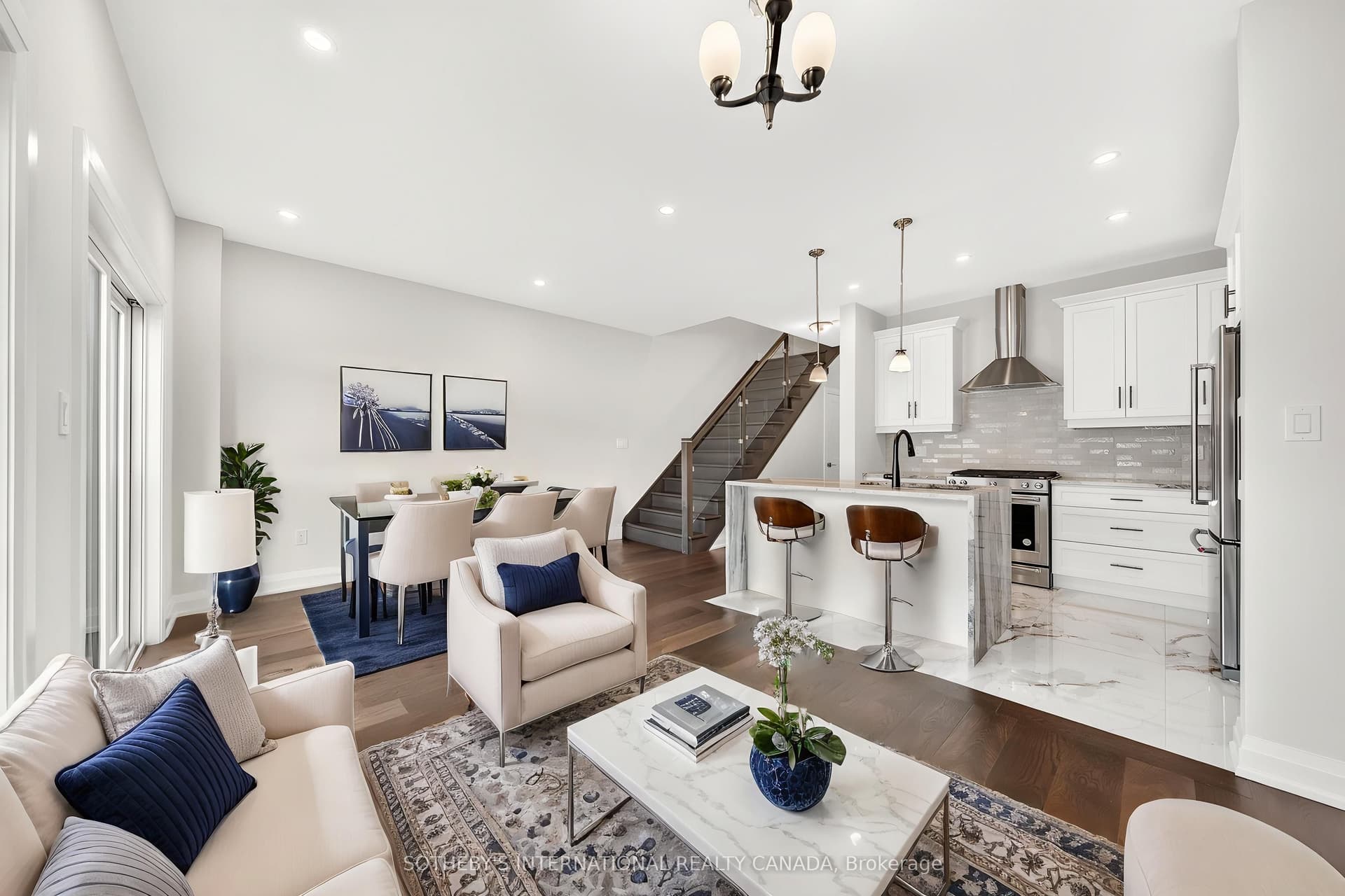 Suite 14, Unit 14 · 675 Victoria Rd N